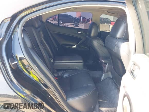 2010 Lexus IS 250 z VIN JTHCF5C2XA5041986, wystawiony jako IAAI lot #43332610 z przebiegiem 242 691 mil mil oraz . Historia ofert i sprzedaży dostępna na DreamBid. Obrazek 8.