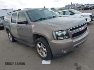 2007 Chevrolet Suburban LT с VIN 1GNFK16327J191444, выставлен на аукционе IAAI как лот 43463402 с пробегом 285 289 миль миль и . История ставок и продаж доступна на DreamBid. Изображение 1.