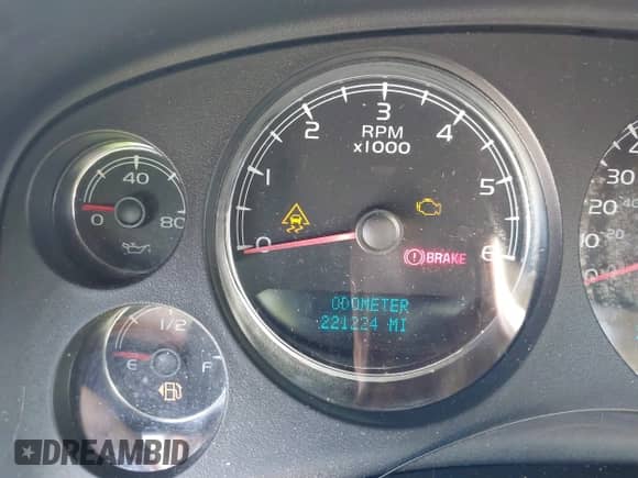2007 GMC Sierra 1500 SLE2 с VIN 2GTEK19J871630588, выставлен на аукционе IAAI как лот 42922215 с пробегом 221 224 миль миль и . История ставок и продаж доступна на DreamBid. Изображение 15.