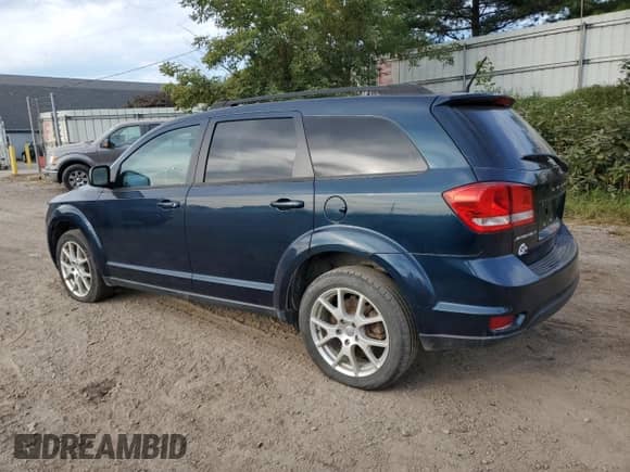 2014 Dodge Journey SXT with VIN 3C4PDCBB1ET171076, listed as a Copart auction lot 72066405 with 138,718 mi miles and Clean title. Bid and sale history available at DreamBid. Image 2.