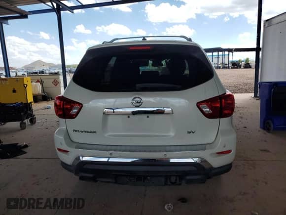 2017 Nissan Pathfinder S with VIN 5N1DR2MN0HC675586, listed as a Copart auction lot 80586805 with 140,079 mi miles and Salvage title. Bid and sale history available at DreamBid. Image 6.