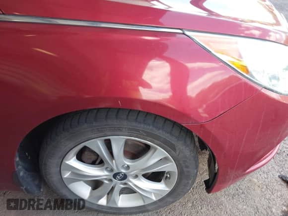 2012 Hyundai Sonata Limited z VIN 5NPEC4AC1CH378378, wystawiony jako IAAI lot #42642712 z przebiegiem 142 434 mil mil oraz . Historia ofert i sprzedaży dostępna na DreamBid. Obrazek 6.