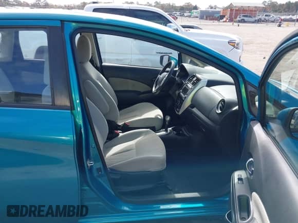 2016 Nissan Note S Plus z VIN 3N1CE2CP7GL394728, wystawiony jako IAAI lot #41415566 z przebiegiem 139 482 mil mil oraz . Historia ofert i sprzedaży dostępna na DreamBid. Obrazek 5.