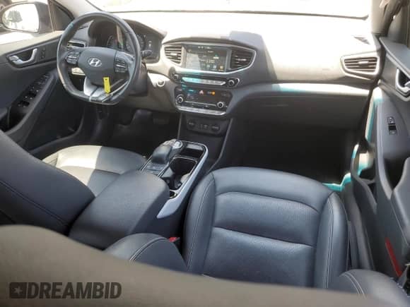 2018 Hyundai Ioniq Limited с VIN KMHC05LH1JU029024, выставлен на аукционе Copart как лот 53097804 с пробегом 58 101 миль миль и . История ставок и продаж доступна на DreamBid. Изображение 8.