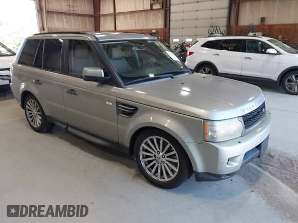 2010 Land Rover Range Rover Sport HSE with VIN SALSF2D44AA233285, listed as a IAAI auction lot 43026830 with 153,781 mi miles and . Bid and sale history available at DreamBid. Image 1.