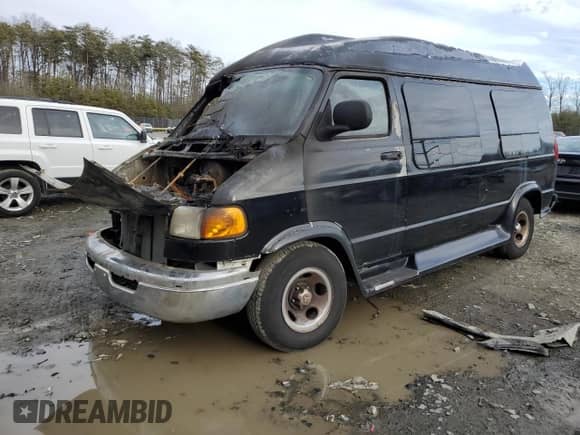 2000 Dodge Cargo Conversion with VIN 2B6HB11Y5YK129681, listed as a Copart auction lot 87382714 with Not provided miles and Salvage title. Bid and sale history available at DreamBid. Image 1.
