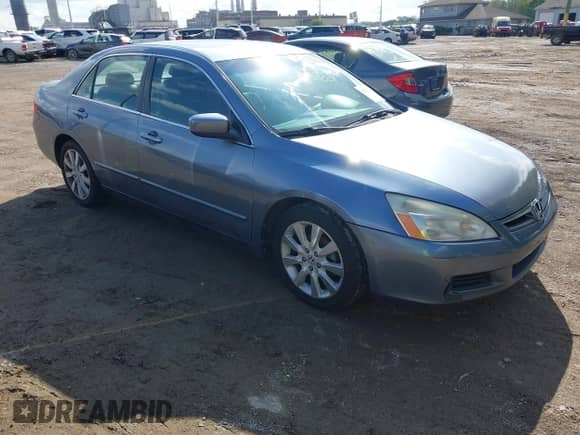 2007 Honda Accord LX SE с VIN 1HGCM66407A048389, выставлен на аукционе IAAI как лот 43322212 с пробегом 225 826 миль миль и . История ставок и продаж доступна на DreamBid. Изображение 1.