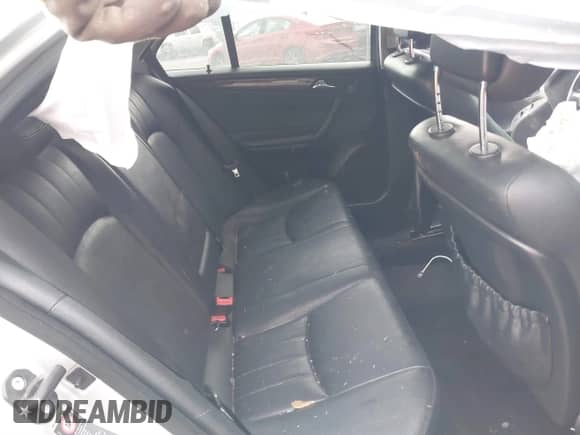 2005 Mercedes-Benz C 320 z VIN WDBRF64J85F605107, wystawiony jako IAAI lot #41470284 z przebiegiem Nie podano mil oraz . Historia ofert i sprzedaży dostępna na DreamBid. Obrazek 8.