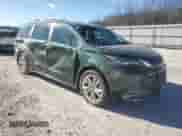 2024 Toyota Sienna Platinum с VIN 5TDERKEC2RS190050, выставлен на аукционе Copart как лот 42195075 с пробегом 42 747 миль миль и Списание • Salvage title. История ставок и продаж доступна на DreamBid. Изображение 4.