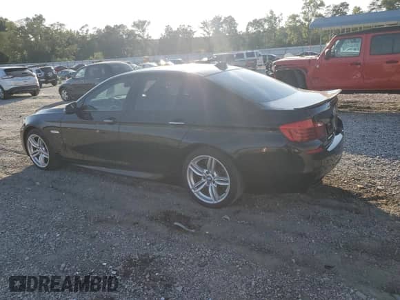 2015 BMW 5 Series 550i с VIN WBAKN9C50FD961539, выставлен на аукционе Copart как лот 80165045 с пробегом 129 309 миль миль и Чистый • Clean title. История ставок и продаж доступна на DreamBid. Изображение 2.