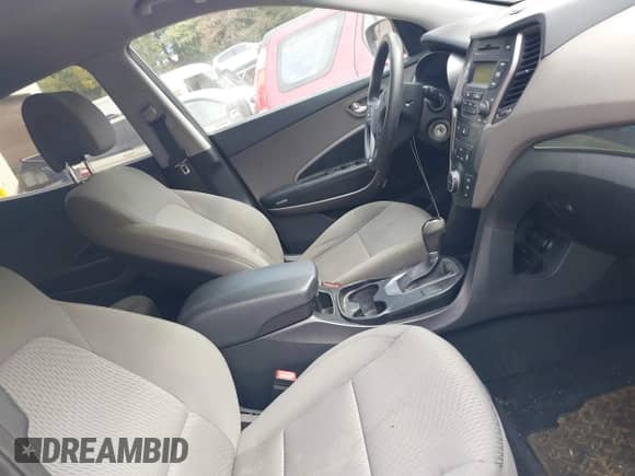 2015 Hyundai Santa Fe with VIN 5XYZTDLB5FG278768, listed as a IAAI auction lot 43264250 with 167,849 mi miles and . Bid and sale history available at DreamBid. Image 5.