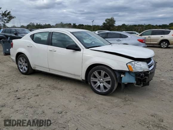 2011 Dodge Avenger Lux with VIN 1B3BD2FG9BN512151, listed as a Copart auction lot 86153735 with 82,686 mi miles and Salvage title. Bid and sale history available at DreamBid. Image 4.