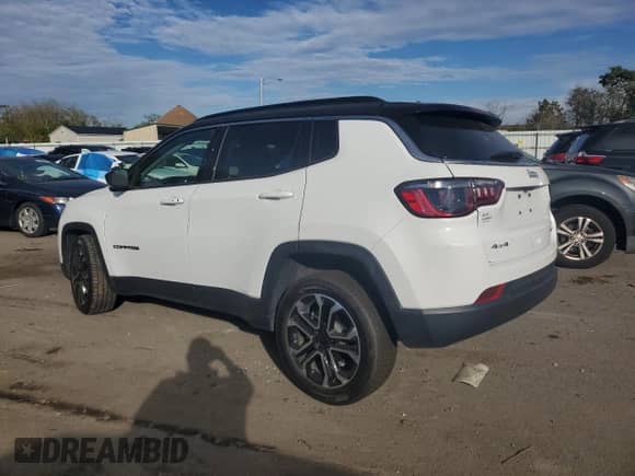 2022 Jeep Compass Limited with VIN 3C4NJDCB7NT214517, listed as a Copart auction lot 82420765 with 16,203 mi miles and Salvage title. Bid and sale history available at DreamBid. Image 2.