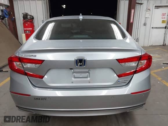 2021 Honda Accord Touring с VIN 1HGCV3F99MA018844, выставлен на аукционе IAAI как лот 42225543 с пробегом 45 369 миль миль и . История ставок и продаж доступна на DreamBid. Изображение 16.