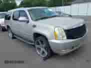 2007 Cadillac Escalade ESV with VIN 1GYFK66887R201424, listed as a IAAI auction lot 42967576 with Not provided miles and . Bid and sale history available at DreamBid. Image 1.