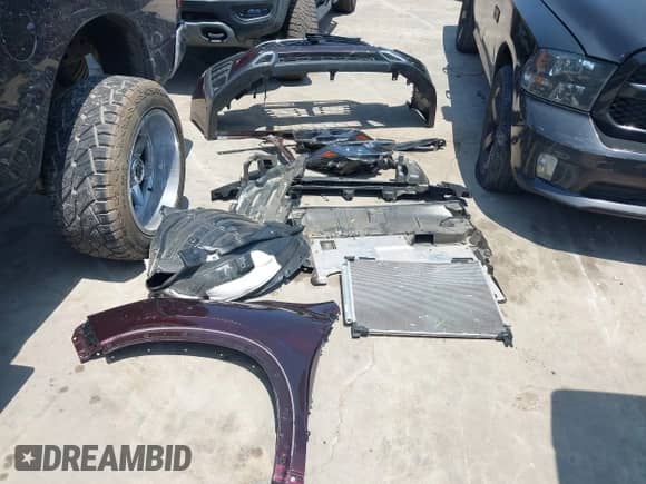 2024 Subaru Ascent Touring with VIN 4S4WMAWD6R3442402, listed as a IAAI auction lot 42209344 with 7,426 mi miles and . Bid and sale history available at DreamBid. Image 12.