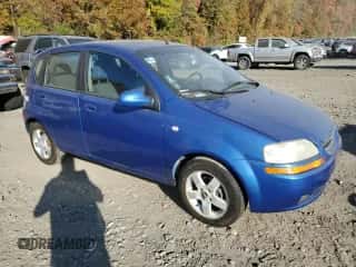 2006 Chevrolet Aveo LT z VIN KL1TG666X6B522775, wystawiony jako Copart lot #76733434 z przebiegiem 32 184 mil mil oraz Czysty tytuł • Clean title. Historia ofert i sprzedaży dostępna na DreamBid. Obrazek 4.