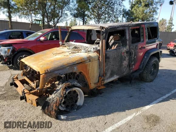 2007 Jeep Wrangler Unlimited X с VIN 1J4GA39137L147165, выставлен на аукционе Copart как лот 46220825 с пробегом Не указан миль и На запчасти • Non repairable. История ставок и продаж доступна на DreamBid. Изображение 1.