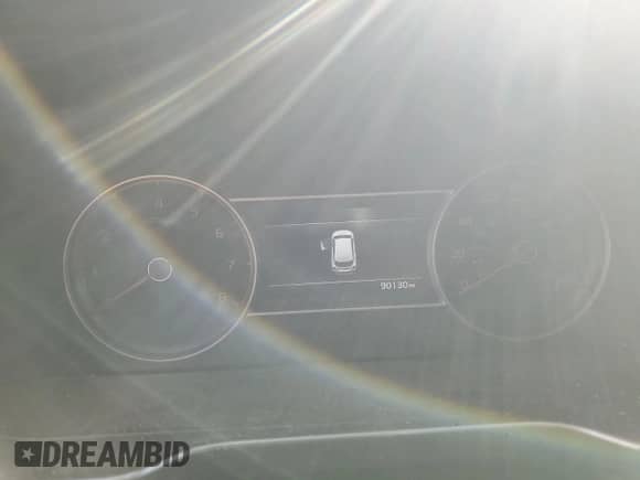 2021 Kia Sorento LX with VIN 5XYRG4LC0MG017512, listed as a Copart auction lot 84281945 with 90,130 mi miles and Salvage title. Bid and sale history available at DreamBid. Image 9.