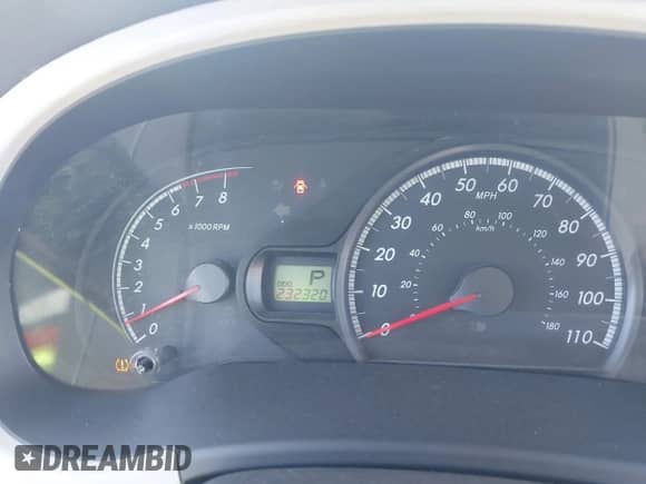 2011 Toyota Sienna LE with VIN 5TDKK3DCXBS117125, listed as a IAAI auction lot 42218382 with 232,320 mi miles and . Bid and sale history available at DreamBid. Image 7.