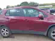 2016 Chevrolet Trax LS z VIN 3GNCJNSB4GL212930, wystawiony jako IAAI lot #43082003 z przebiegiem 68 160 mil mil oraz . Historia ofert i sprzedaży dostępna na DreamBid. Obrazek 14.