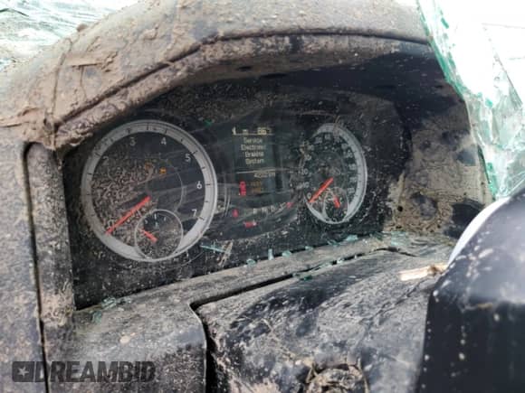 2018 Ram 1500 Express with VIN 1C6RR7FT1JS332307, listed as a Copart auction lot 66276965 with 42,221 mi miles and Non repairable. Bid and sale history available at DreamBid. Image 9.