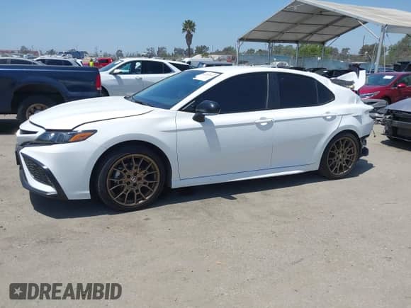 2023 Toyota Camry SE с VIN 4T1G11AK2PU146903, выставлен на аукционе IAAI как лот 42265407 с пробегом 27 211 миль миль и . История ставок и продаж доступна на DreamBid. Изображение 14.