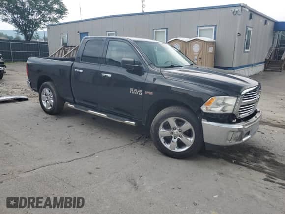 2016 Ram 1500 Big Horn z VIN 1C6RR6GT8GS319250, wystawiony jako Copart lot #60797085 z przebiegiem 101 977 mil mil oraz Szkoda całkowita • Salvage title. Historia ofert i sprzedaży dostępna na DreamBid. Obrazek 4.