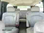 2001 Chevrolet Suburban LS z VIN 3GNFK16T01G208153, wystawiony jako Copart lot #68211525 z przebiegiem 261 471 mil mil oraz Szkoda całkowita • Salvage title. Historia ofert i sprzedaży dostępna na DreamBid. Obrazek 10.