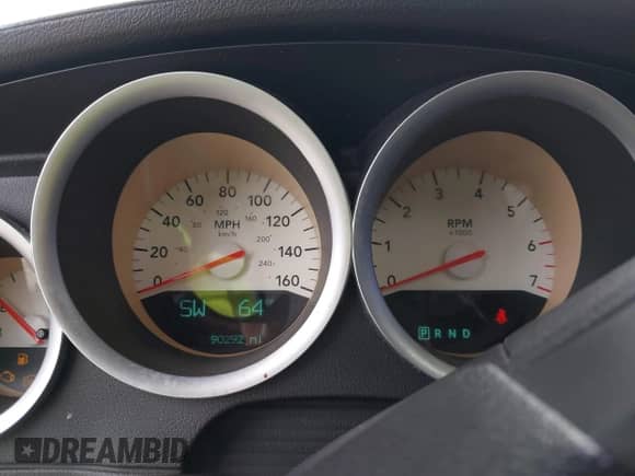 2005 Dodge Magnum RT with VIN 2D4GV58265H618934, listed as a IAAI auction lot 42034306 with 90,292 mi miles and . Bid and sale history available at DreamBid. Image 7.