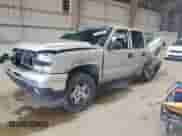 2006 Chevrolet Silverado 1500 LT3 z VIN 2GCEK13T561192377, wystawiony jako Copart lot #81331635 z przebiegiem 306 551 mil mil oraz Szkoda całkowita • Salvage title. Historia ofert i sprzedaży dostępna na DreamBid. Obrazek 1.