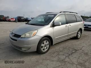2004 Toyota Sienna XLE z VIN 5TDZA22C84S107159, wystawiony jako Copart lot #90580445 z przebiegiem 232 067 mil mil oraz Czysty tytuł • Clean title. Historia ofert i sprzedaży dostępna na DreamBid. Obrazek 1.