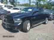 2013 Ram 1500 Sport z VIN 1C6RR7MT9DS720683, wystawiony jako IAAI lot #43262288 z przebiegiem 113 783 mil mil oraz . Historia ofert i sprzedaży dostępna na DreamBid. Obrazek 2.