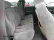 2003 Chevrolet Silverado 1500 LS z VIN 1GCEC19T73E215270, wystawiony jako Copart lot #71969234 z przebiegiem 216 309 mil mil oraz Szkoda całkowita • Salvage title. Historia ofert i sprzedaży dostępna na DreamBid. Obrazek 10.