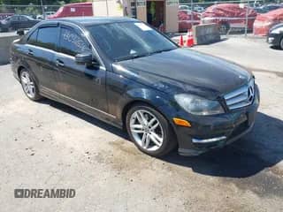 2013 Mercedes-Benz C 300 Sport with VIN WDDGF8AB9DG123102, listed as a IAAI auction lot 43032516 with 198,763 mi miles and . Bid and sale history available at DreamBid. Image 1.