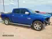 2018 Ram 1500 Big Horn z VIN 1C6RR6LG3JS202093, wystawiony jako Copart lot #67318865 z przebiegiem 90 576 mil mil oraz Szkoda całkowita • Salvage title. Historia ofert i sprzedaży dostępna na DreamBid. Obrazek 4.