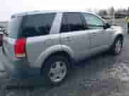 2004 Saturn VUE V6 with VIN 5GZCZ63424S857031, listed as a IAAI auction lot 41756123 with 126,475 mi miles and . Bid and sale history available at DreamBid. Image 4.