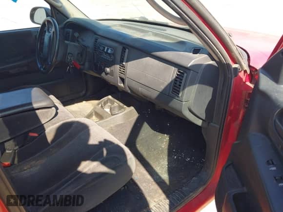 2001 Dodge Dakota Sport with VIN 1B7GL2AN61S102968, listed as a IAAI auction lot 42744852 with 208,364 mi miles and . Bid and sale history available at DreamBid. Image 5.