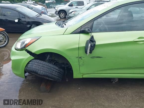2013 Hyundai Accent SE с VIN KMHCU5AE1DU092402, выставлен на аукционе IAAI как лот 42884754 с пробегом 139 926 миль миль и . История ставок и продаж доступна на DreamBid. Изображение 6.