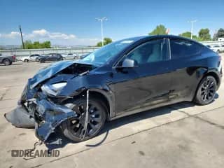 2021 Tesla Model Y Long Range с VIN 5YJYGDEE6MF120287, выставлен на аукционе Copart как лот 69855625 с пробегом 95 867 миль миль и Списание • Salvage title. История ставок и продаж доступна на DreamBid. Изображение 1.