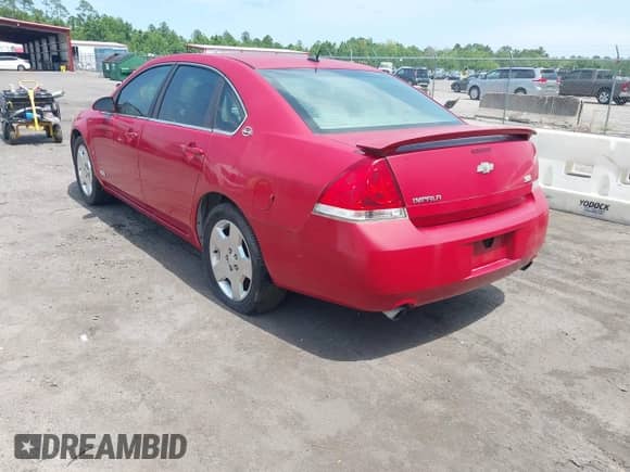 2008 Chevrolet Impala SS z VIN 2G1WD58C881201437, wystawiony jako IAAI lot #42472507 z przebiegiem 173 370 mil mil oraz . Historia ofert i sprzedaży dostępna na DreamBid. Obrazek 3.