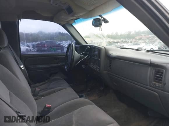 2004 GMC Sierra 1500 SLT с VIN 2GTEK19T841211511, выставлен на аукционе IAAI как лот 42099492 с пробегом 154 023 миль миль и . История ставок и продаж доступна на DreamBid. Изображение 5.