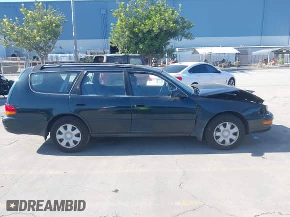 1993 Toyota Camry с VIN 4T1VK12W1PU103465, выставлен на аукционе IAAI как лот 43450714 с пробегом 385 276 миль миль и . История ставок и продаж доступна на DreamBid. Изображение 13.