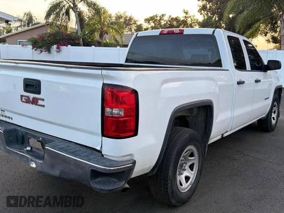 2016 GMC Sierra 1500 с VIN 1GTR1LEH7GZ379394, выставлен на аукционе Copart как лот 85747885 с пробегом 283 793 миль миль и Чистый • Clean title. История ставок и продаж доступна на DreamBid. Изображение 4.