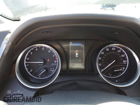 2020 Toyota Camry LE z VIN 4T1C11AK9LU874324, wystawiony jako Copart lot #80186235 z przebiegiem 154 948 mil mil oraz Nie do naprawy • Non repairable. Historia ofert i sprzedaży dostępna na DreamBid. Obrazek 9.