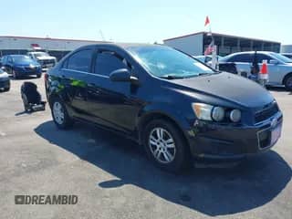 2015 Chevrolet Sonic LT с VIN 1G1JC5SG8F4126703, выставлен на аукционе IAAI как лот 43129168 с пробегом 220 185 миль миль и . История ставок и продаж доступна на DreamBid. Изображение 1.