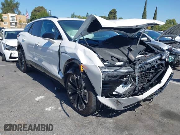 2024 Chevrolet Blazer EV eAWD RS с VIN 3GNKDCRJ9RS244463, выставлен на аукционе IAAI как лот 42702291 с пробегом 4 159 миль миль и . История ставок и продаж доступна на DreamBid. Изображение 1.