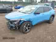 2024 Chevrolet Trax 1RS с VIN KL77LGE22RC223089, выставлен на аукционе IAAI как лот 43297357 с пробегом 8 982 миль миль и . История ставок и продаж доступна на DreamBid. Изображение 2.
