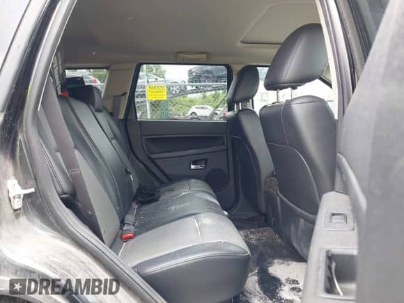 2009 Jeep Grand Cherokee Laredo with VIN 1J8GR48K09C524853, listed as a IAAI auction lot 42258344 with 184,222 mi miles and . Bid and sale history available at DreamBid. Image 8.
