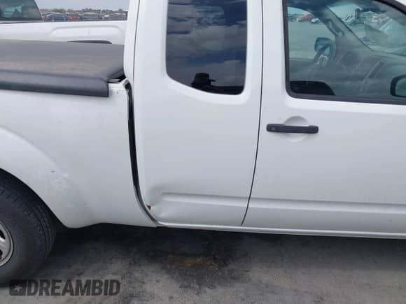 2014 Nissan Frontier S with VIN 1N6BD0CT5EN735566, listed as a IAAI auction lot 41815434 with 295,916 mi miles and . Bid and sale history available at DreamBid. Image 18.